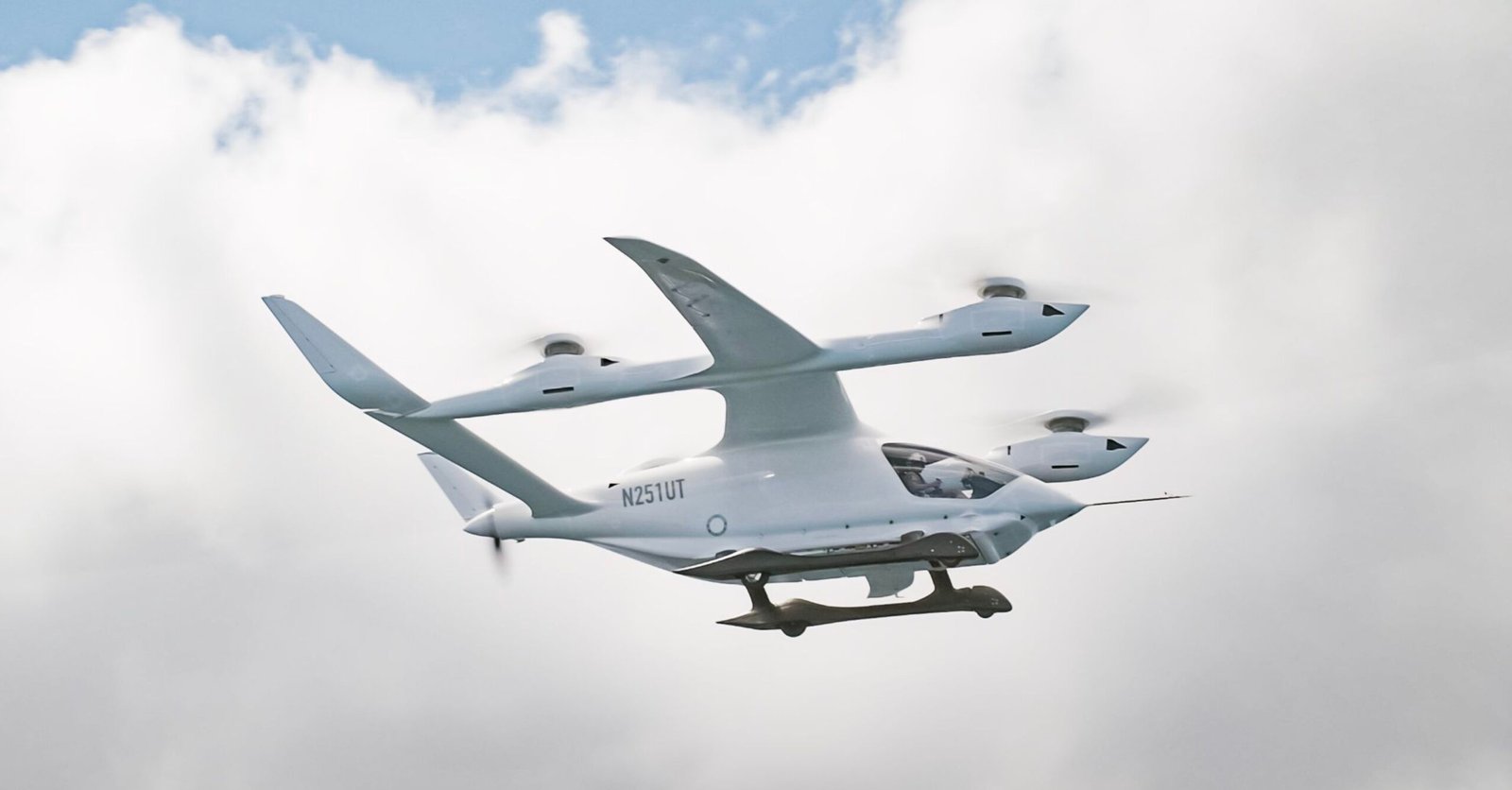 Pushing the Limits: The State of eVTOL Technology in 2025 (image credits: wikimedia)