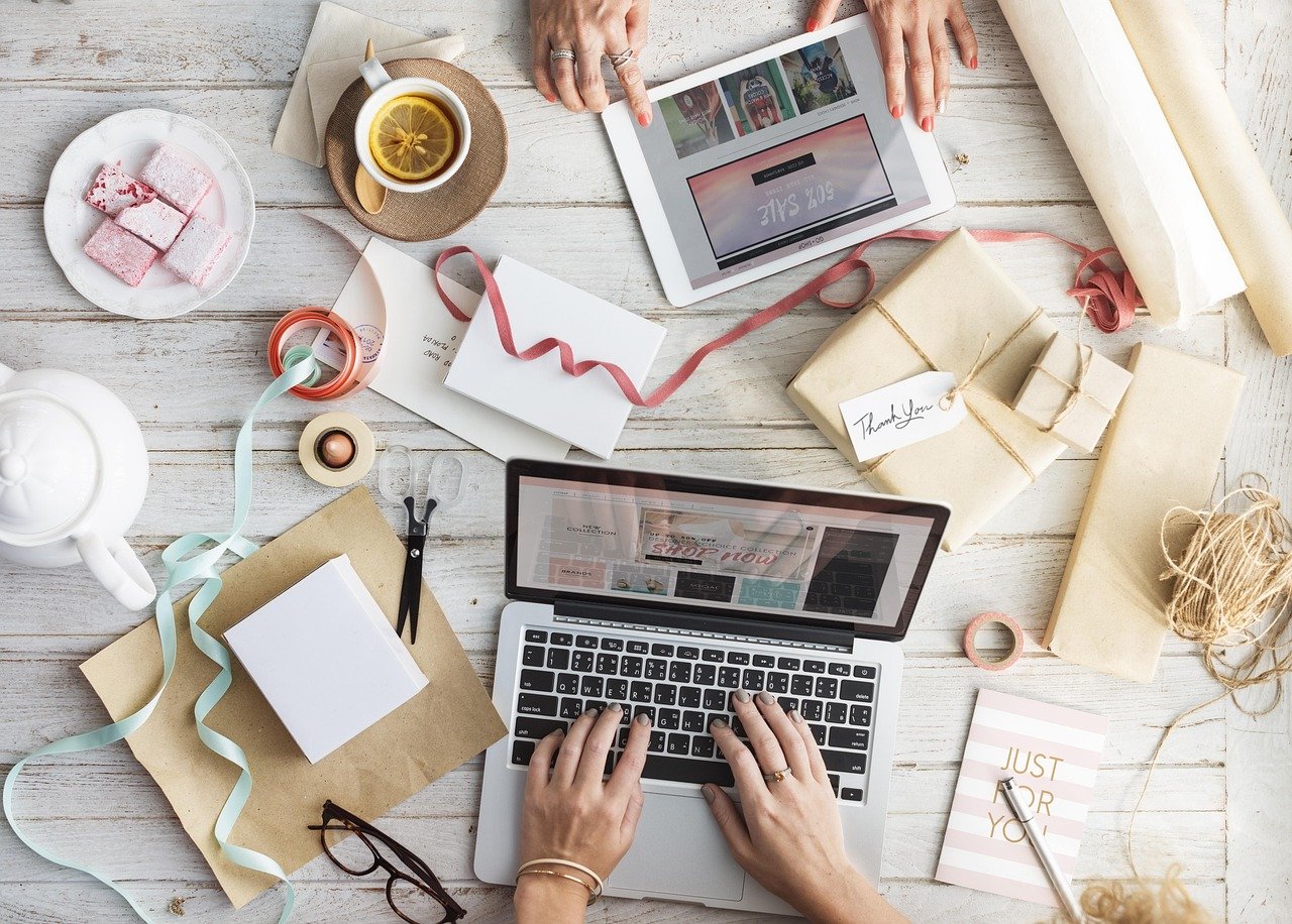 Personalized Workspaces: AI’s Role in Employee Experience (image credits: pixabay)