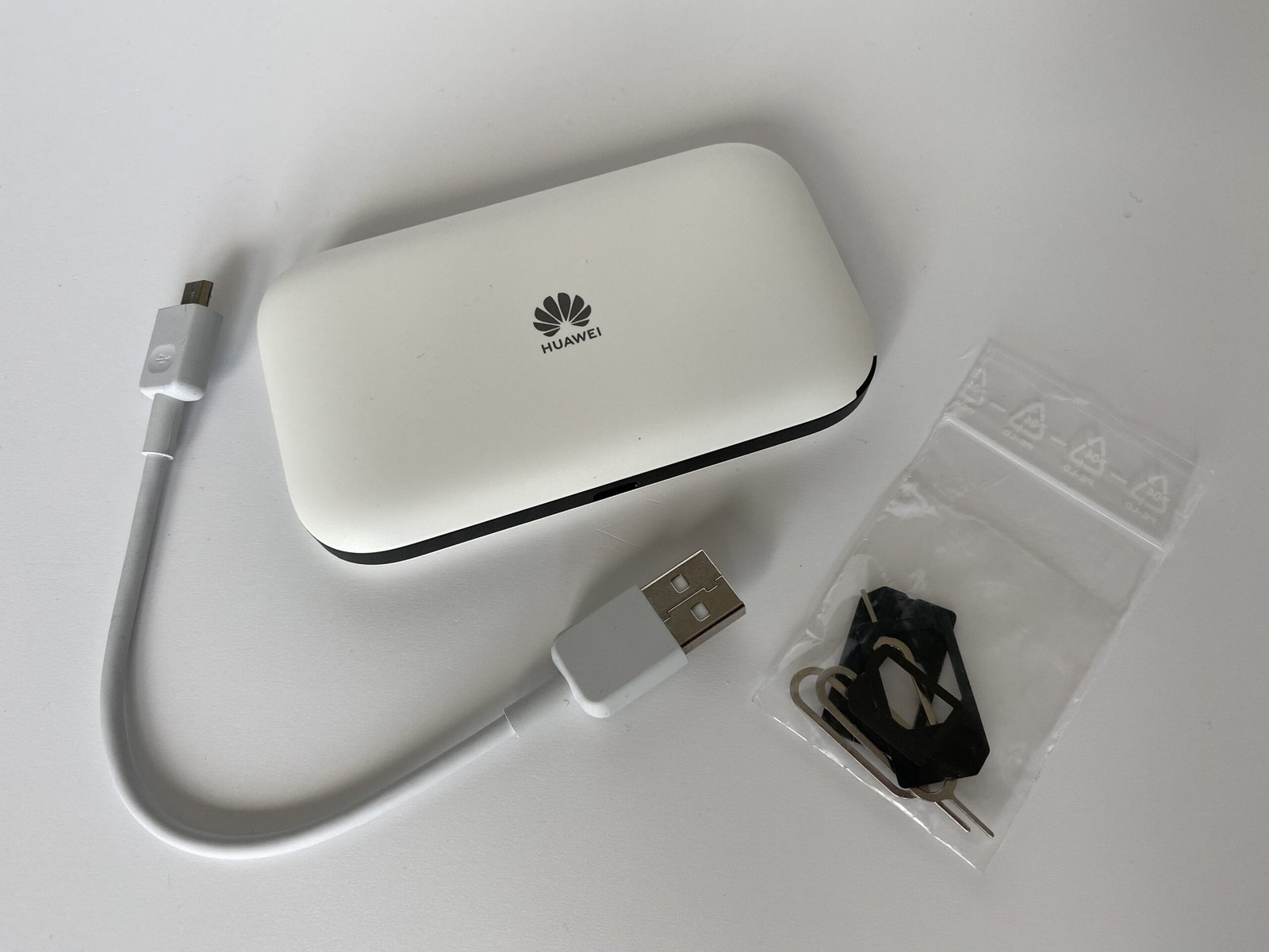 Portable Wi-Fi Hotspots Can Be a Money Trap (image credits: wikimedia)