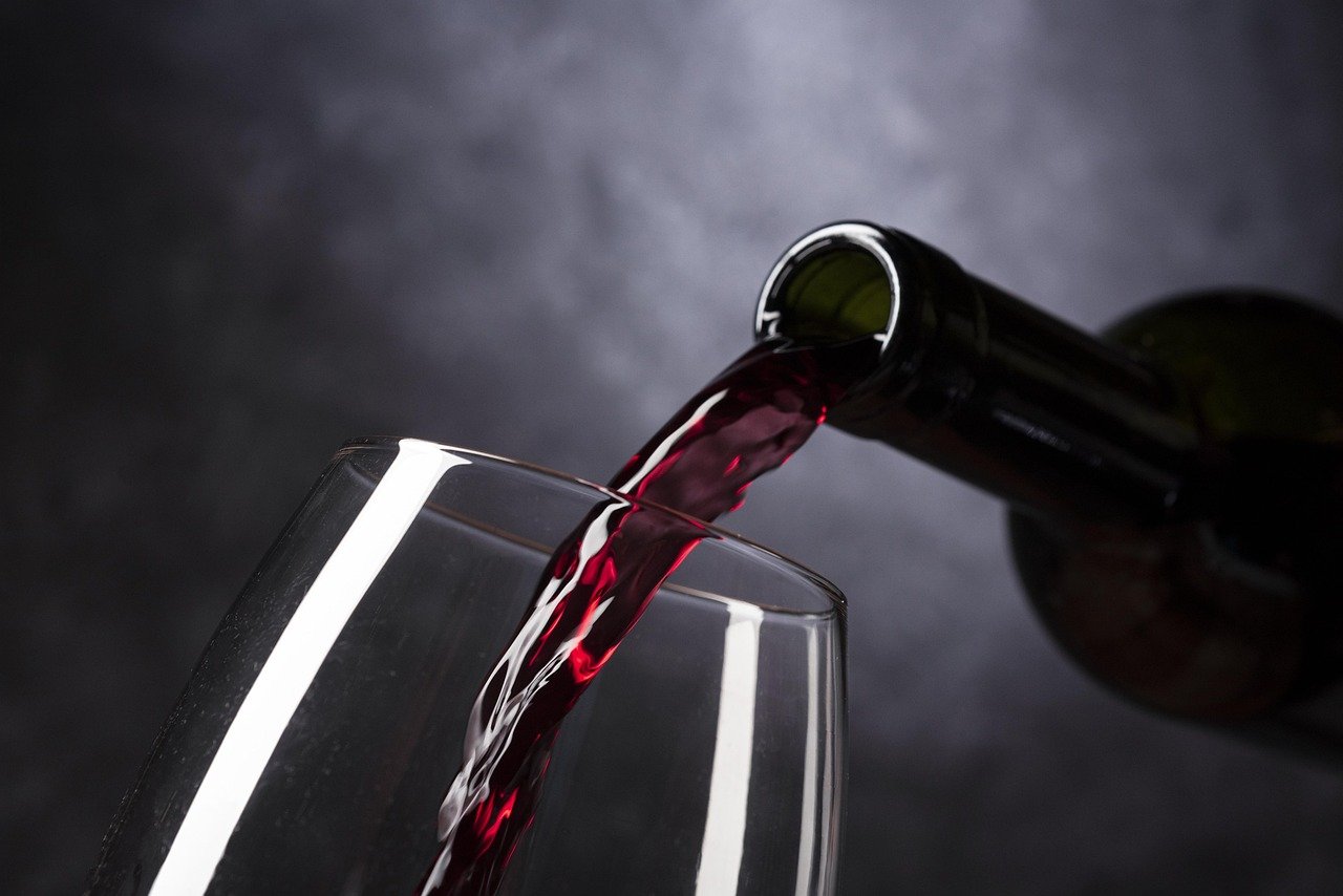 The Electric Wine Opener: Overkill for Corks (image credits: pixabay)