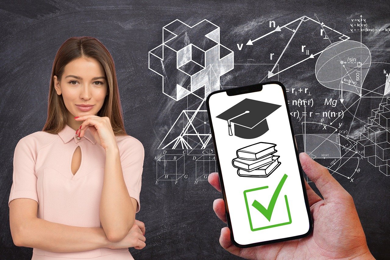 AI-Powered Tutoring Systems: Tailored Teaching for Every Mind (image credits: pixabay)