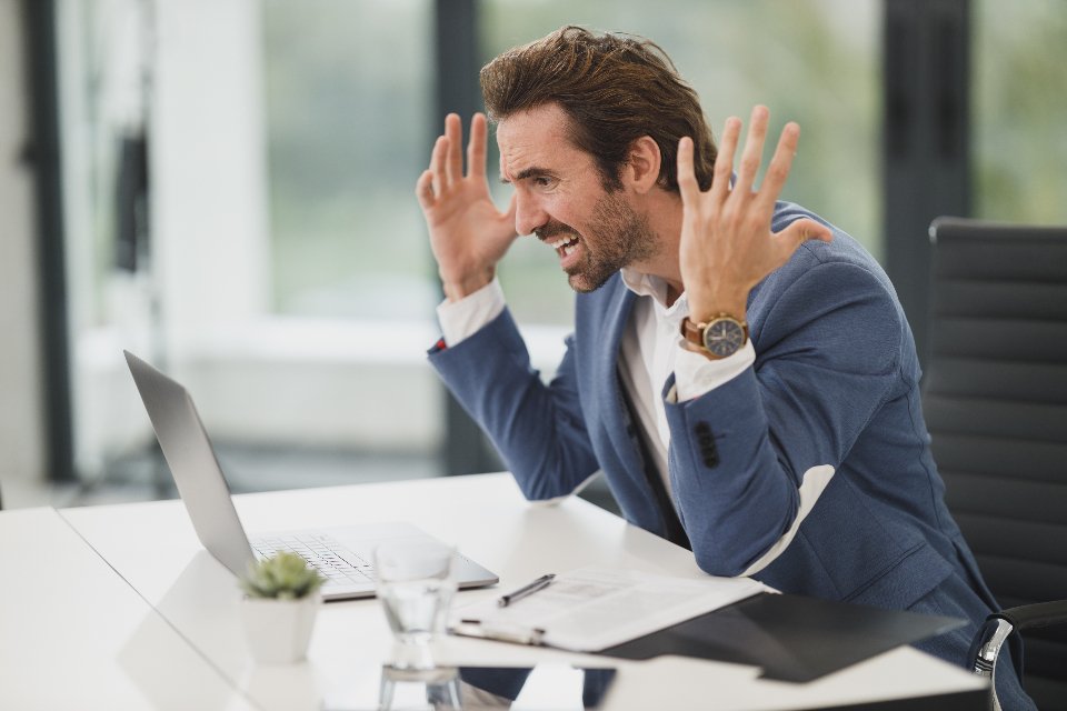 Vendor Overload: Too Many Choices, Not Enough Trust (image credits: stocksnap)