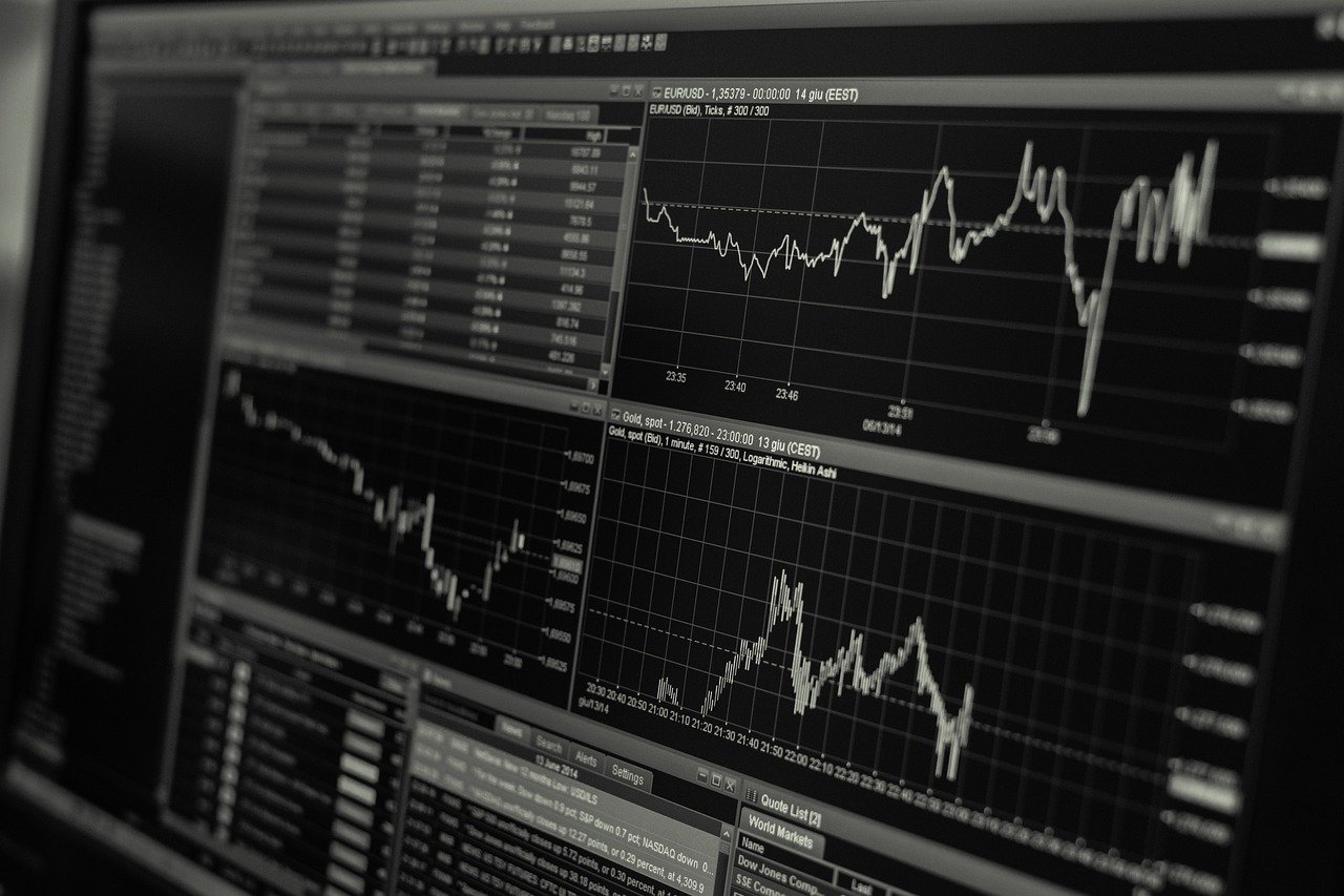 Behind the Scenes: China Eases Up on US Tech (image credits: pixabay)