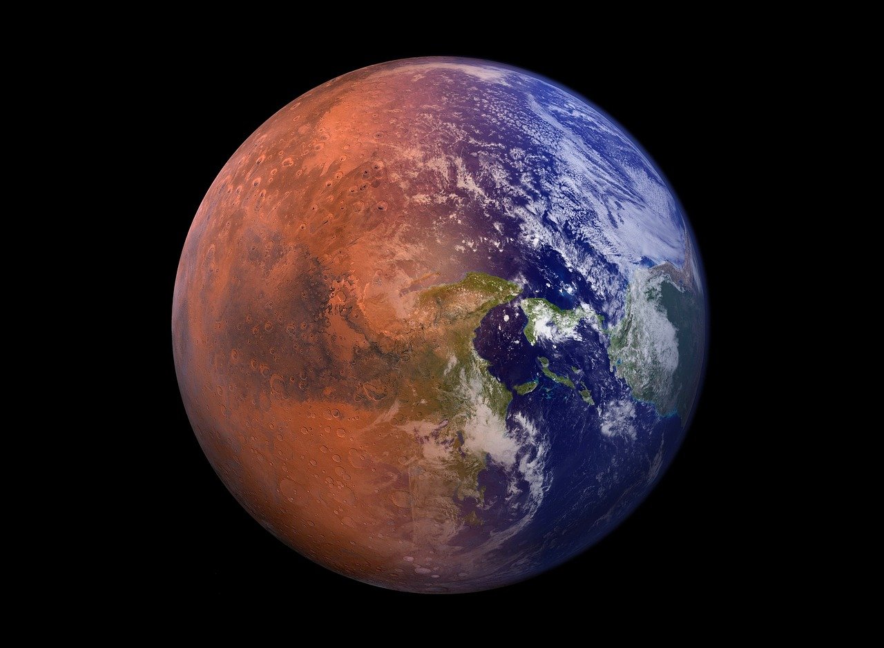 Colonizing Planets: Hope or Hubris? (image credits: pixabay)