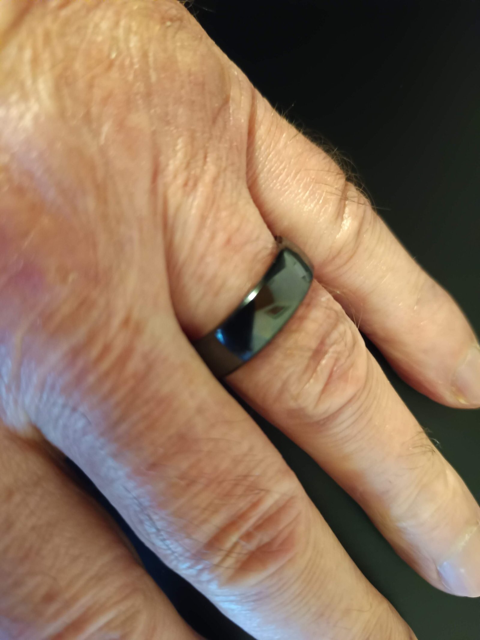 The Future Is Finger-Sized (image credits: wikimedia)