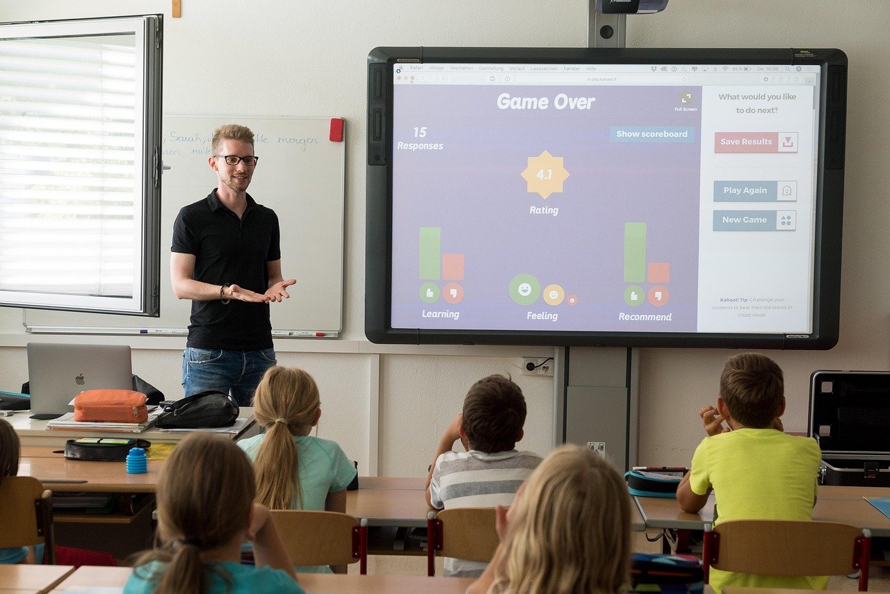 Education Gets a Hands-On Upgrade (image credits: pixabay)