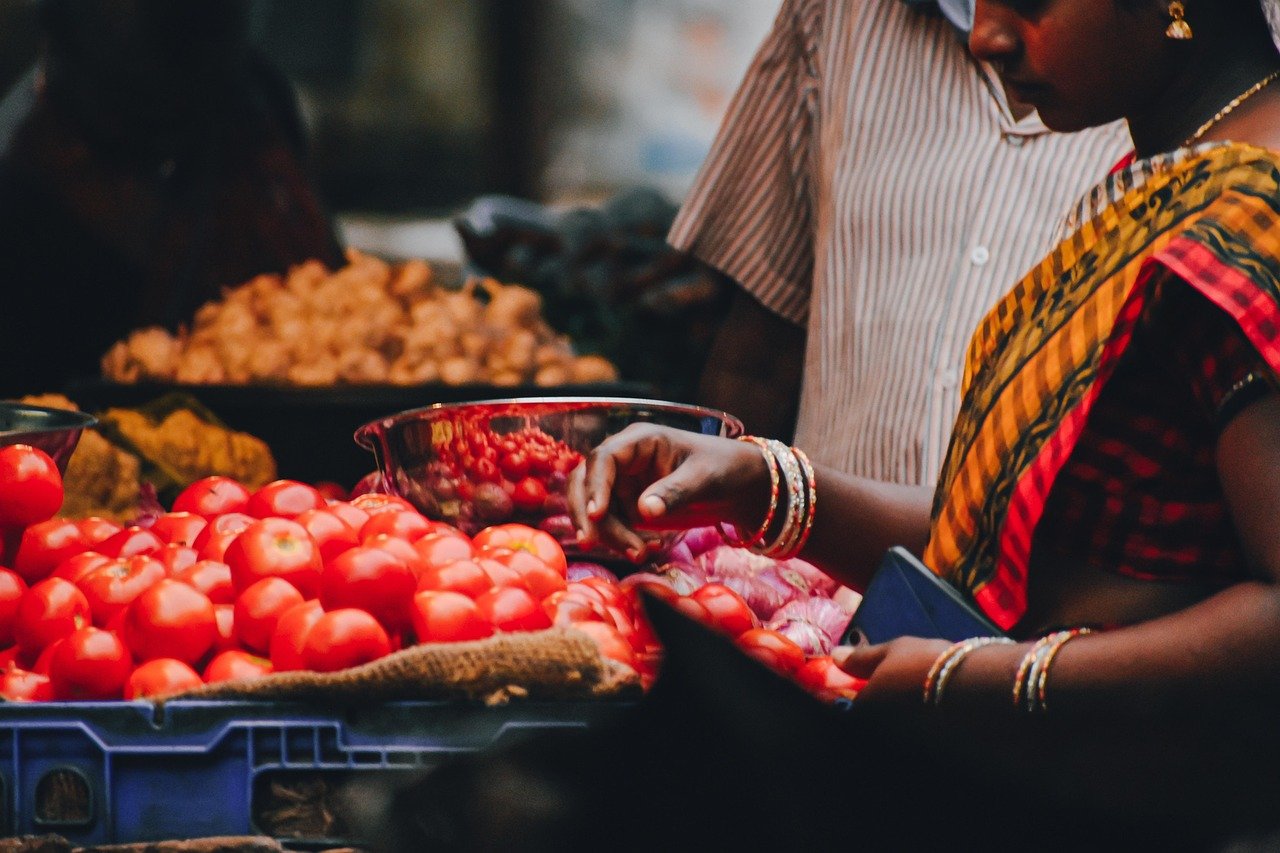 Shaking Up the Job Market: Winners, Losers, and New Beginnings (image credits: pixabay)