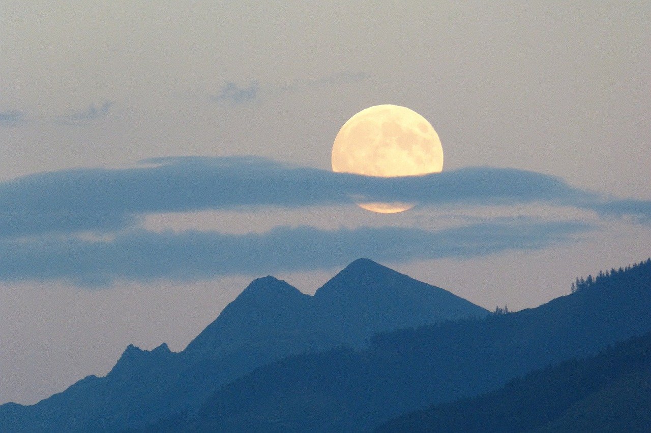 The Promise of Artemis (image credits: pixabay)
