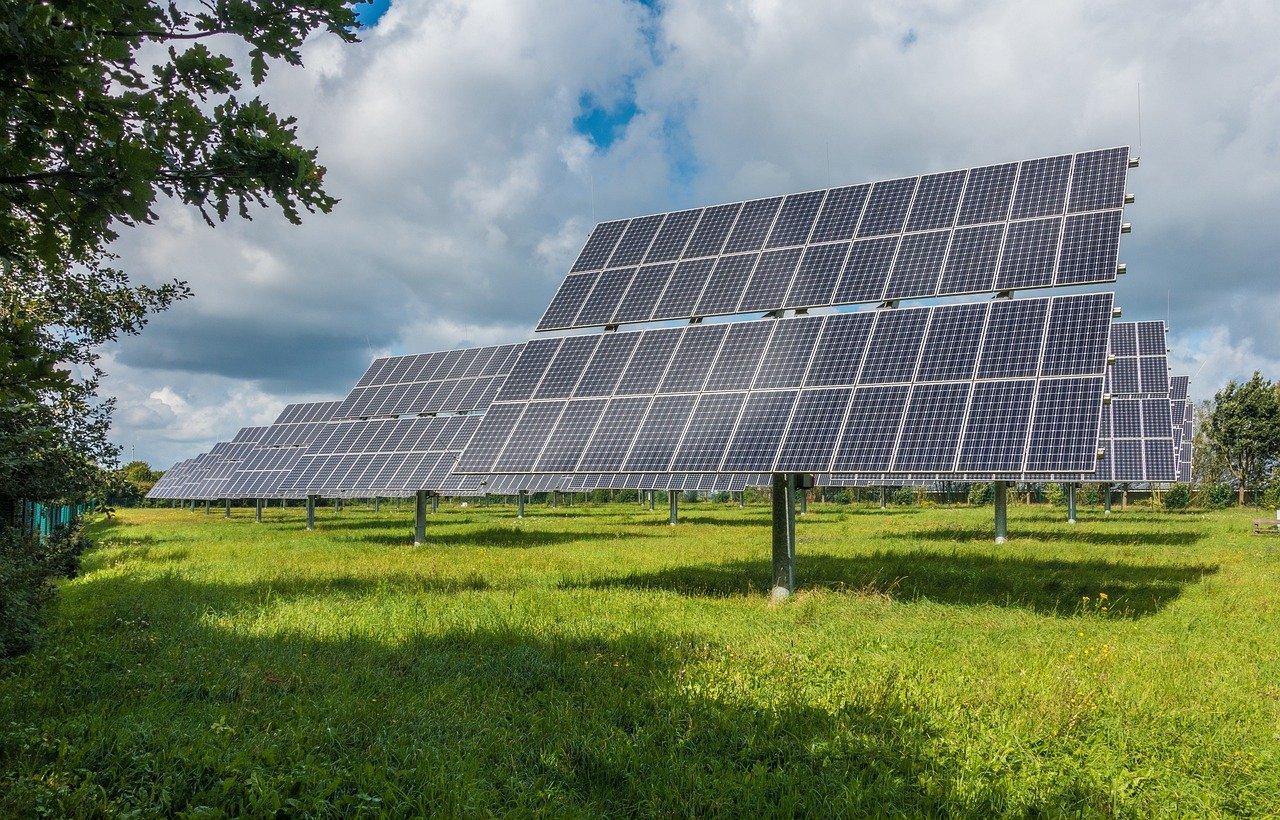 China's Aggressive Space Solar Push (image credits: pixabay)