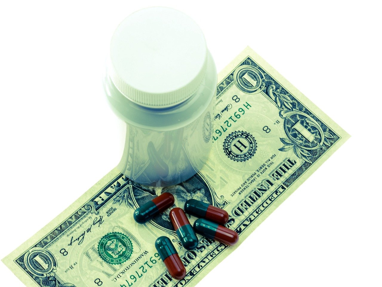 The Money Problem – Who Pays for Personalized? (image credits: pixabay)