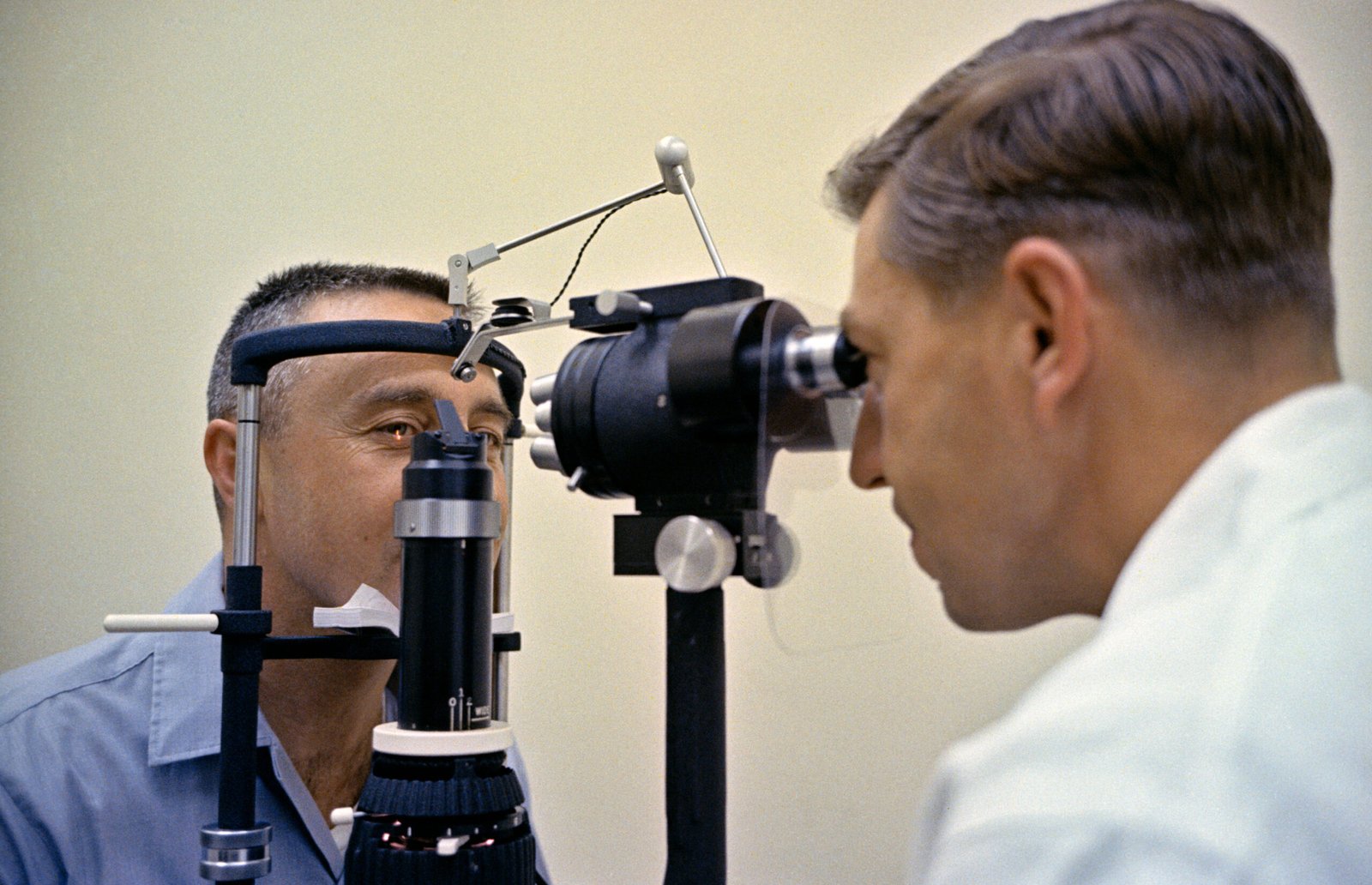 The Eye Problem That Could End Mars Dreams (image credits: wikimedia)