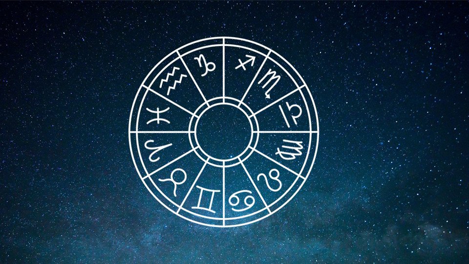 How the Unlucky Signs Can Still Catch Some Cosmic Magic (image credits: flickr)