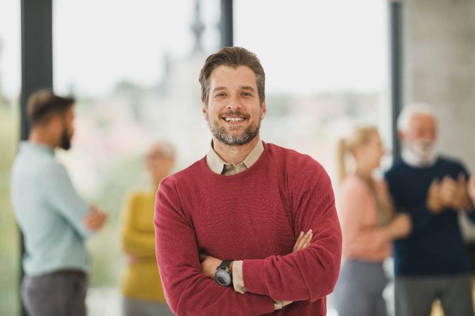 Understanding the Science Behind Fake Confidence (image credits: stocksnap)