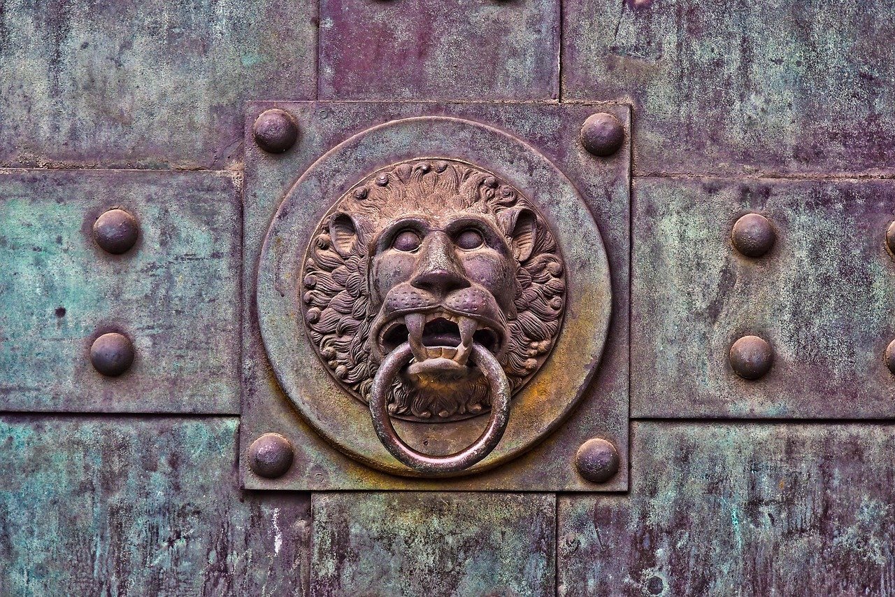 Lion's Gate Portal Amplifies Manifestation Power (image credits: pixabay)
