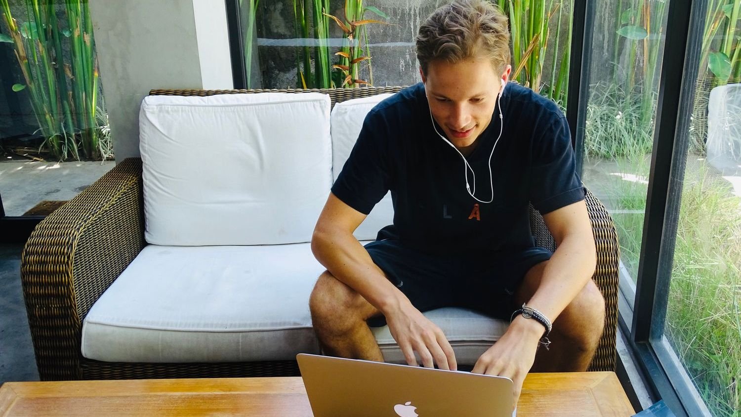 The 2026 Tax Trap: New Digital Laws That Could Cost Remote Workers a Fortune