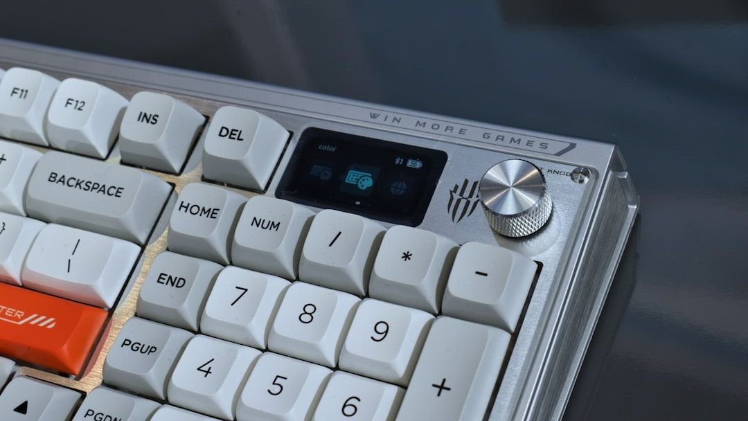 My Love-Hate Relationship with Linux Customization