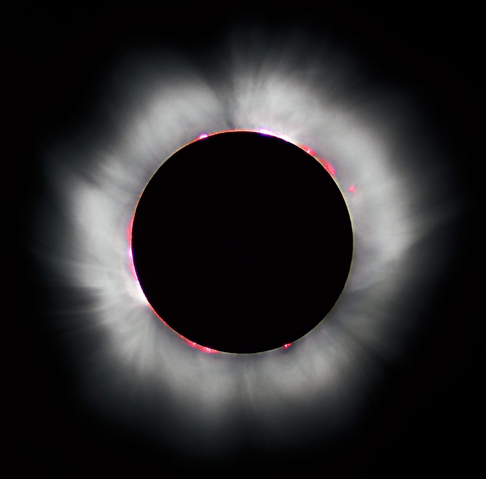 What Comes Next: The 2026 Eclipse and the Shifting Solar Picture (Own work, www.lucnix.be, CC BY-SA 3.0)
