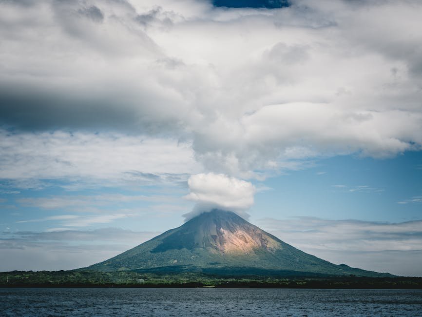 The Volcano at the Center of It All: Axial Seamount (Image Credits: Pexels)