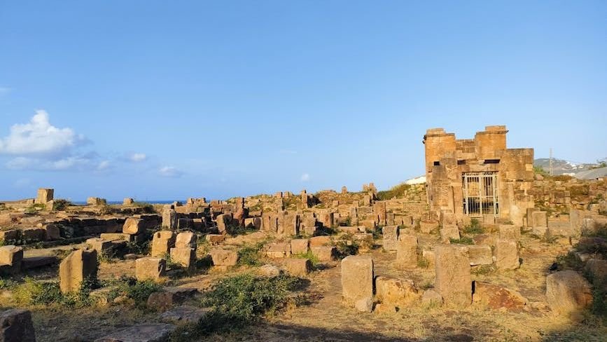 Ancient High-Tech: The Precision-Cut Stones of Puma Punku That Defy Bronze Age Tools