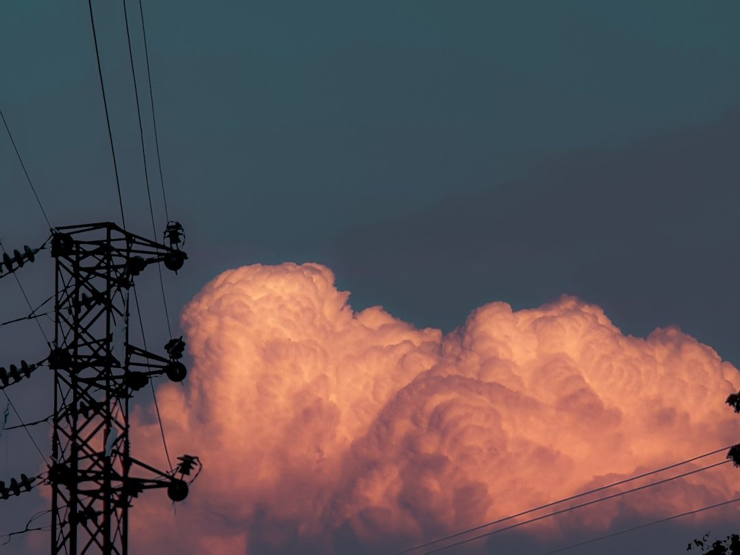 Real-World Cloud Failures: The Incidents That Define the Risk (Image Credits: Unsplash)