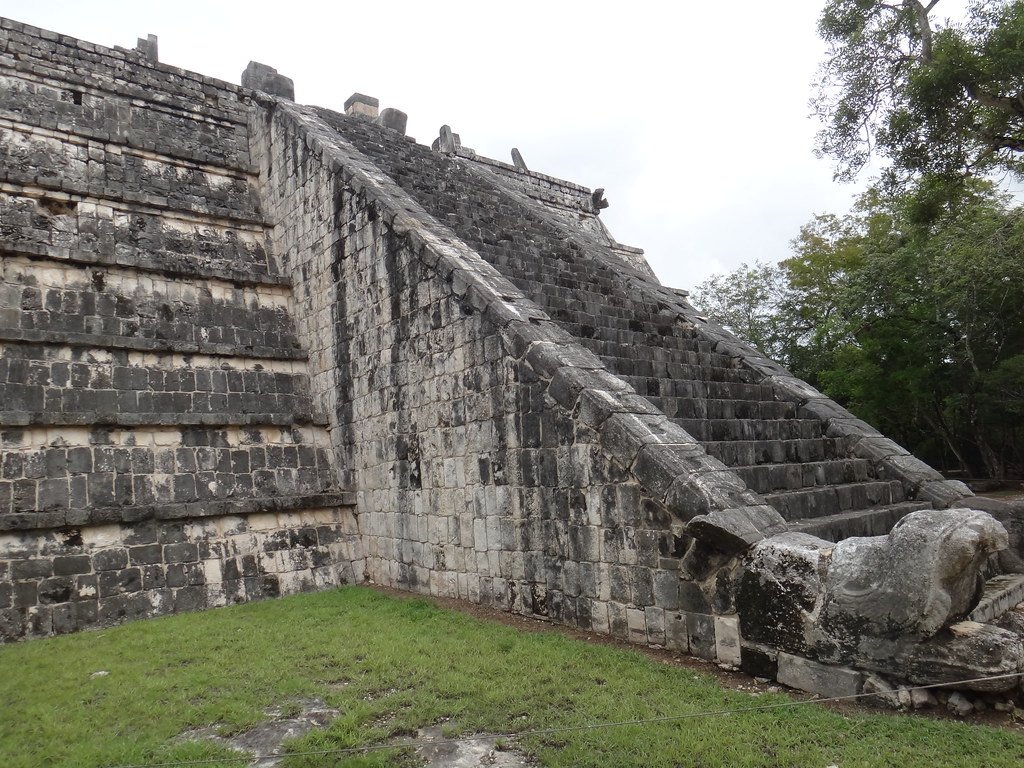 What's Missing From the Evidence (personaltrainertoronto, Flickr, CC BY 2.0)