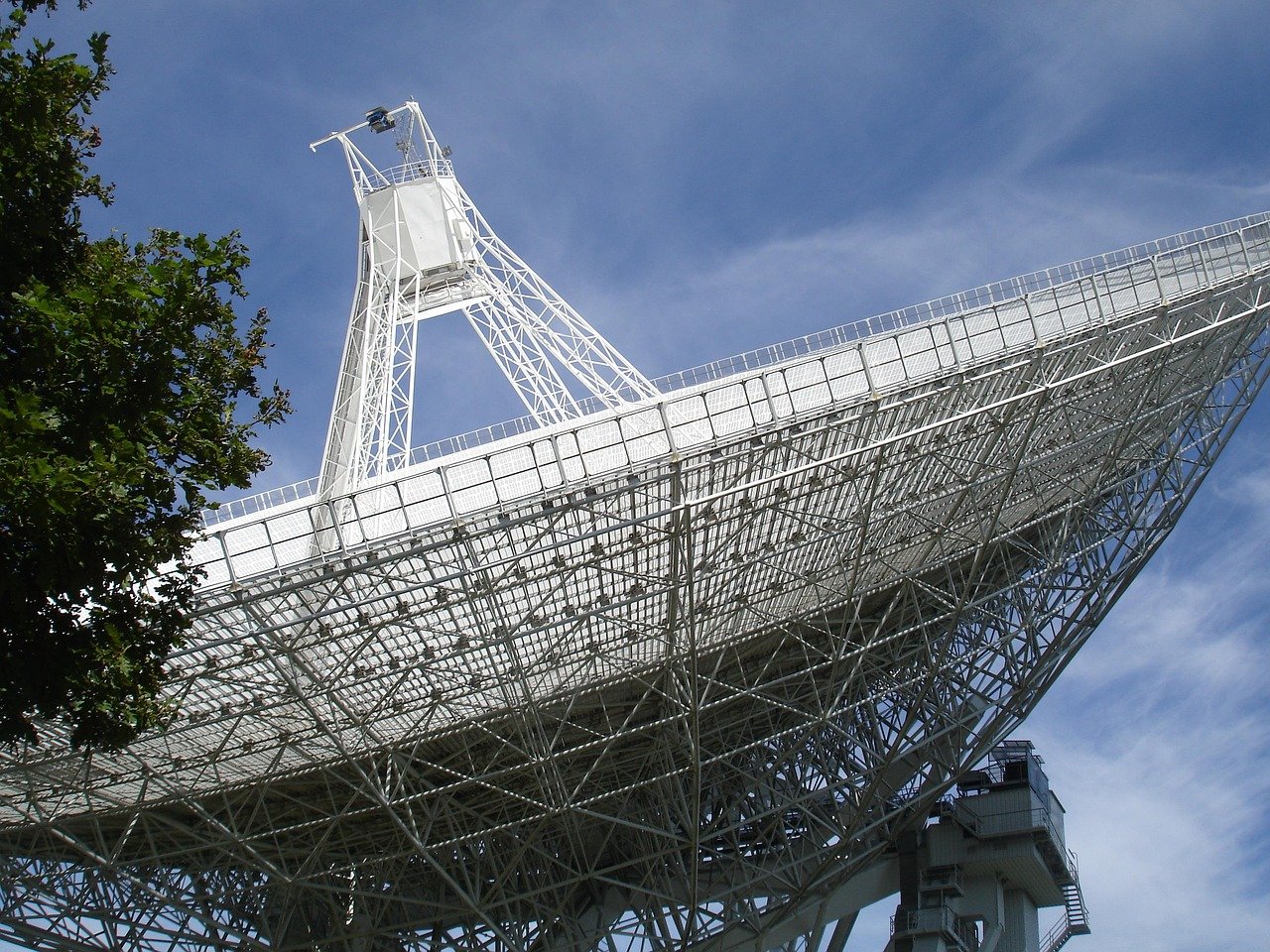 SETI's Expanding Toolkit: AI Enters the Search (Image Credits: Pixabay)