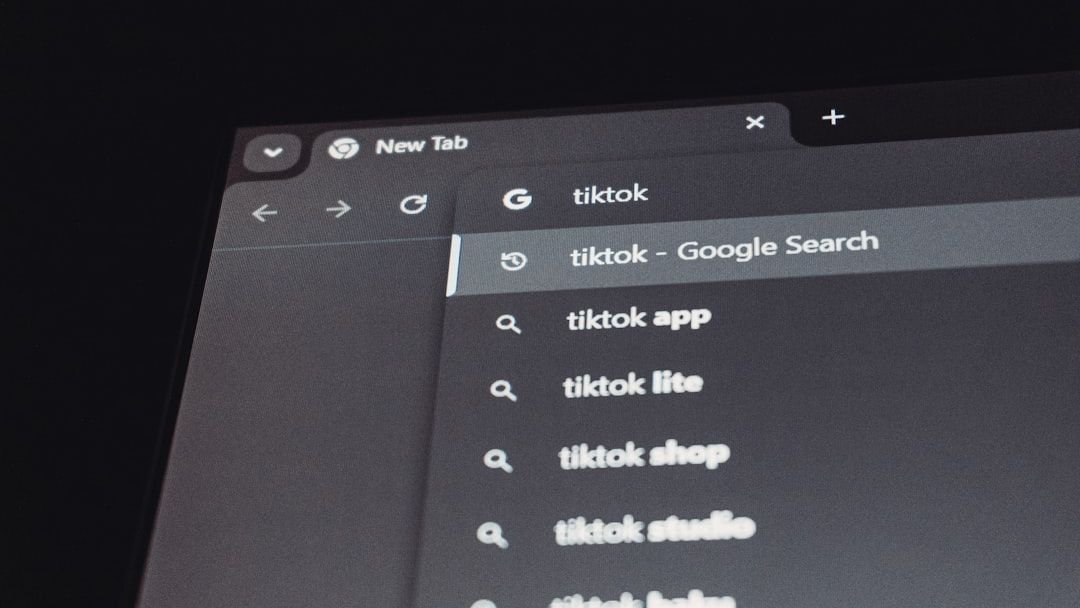 The "Incognito" Illusion: The 4 Entities That Still See Your History When You Go Private