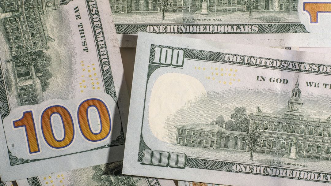 Dollar firms as traders eye Iran uncertainty, rate outlook