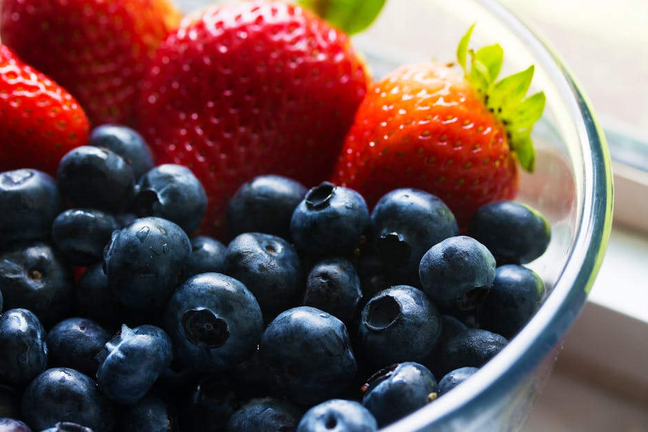 Diet, Antioxidants, and Hydration: The Cellular Support System (Image Credits: Pexels)
