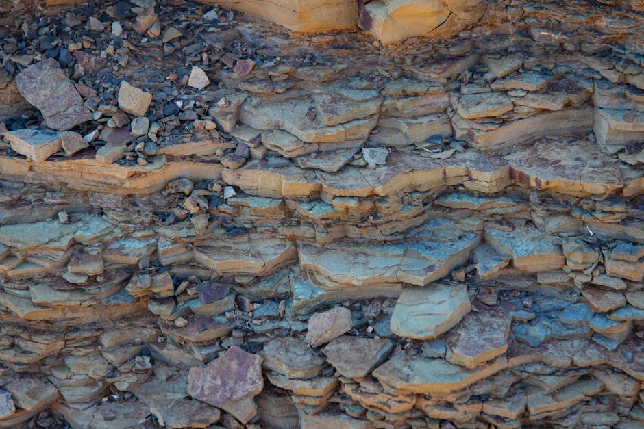 The Age Problem: Why the Rock Layers Confuse Everyone (Image Credits: Pexels)