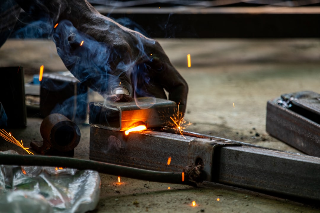 How It Was Made: The Forge-Welding Technique (Image Credits: Unsplash)