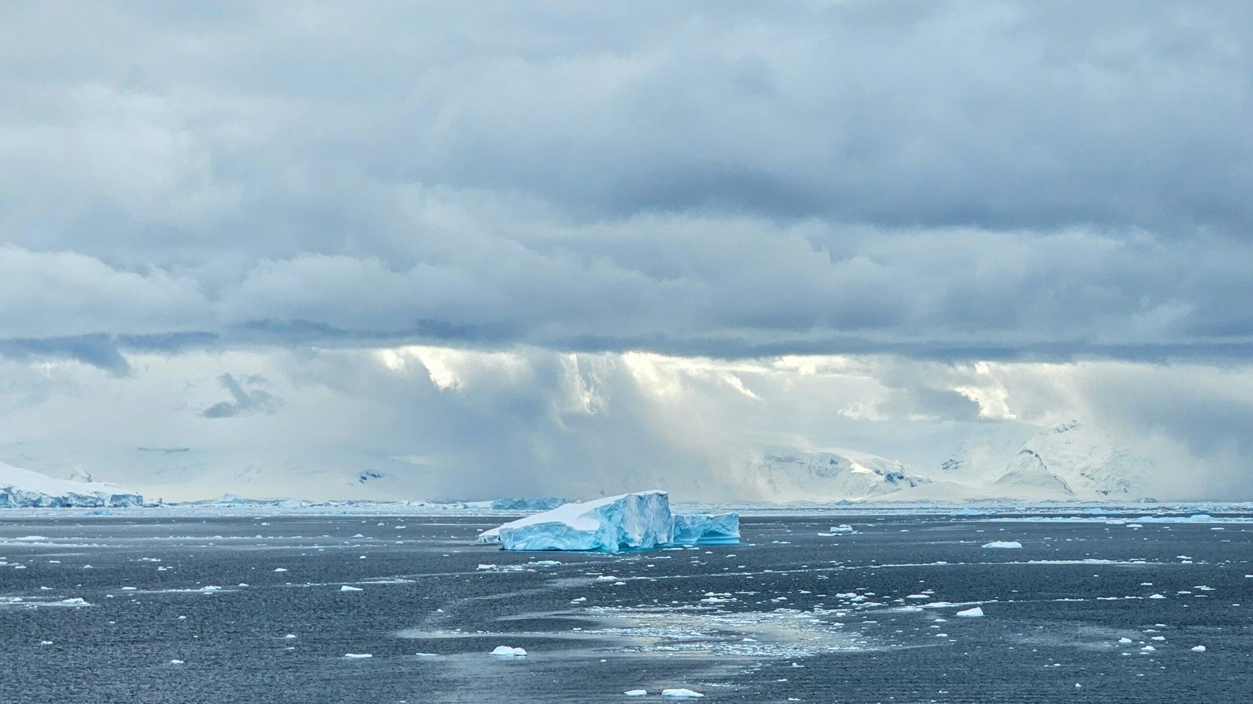 Deep-ocean heat has been marching closer to Antarctica, reveals long-term study