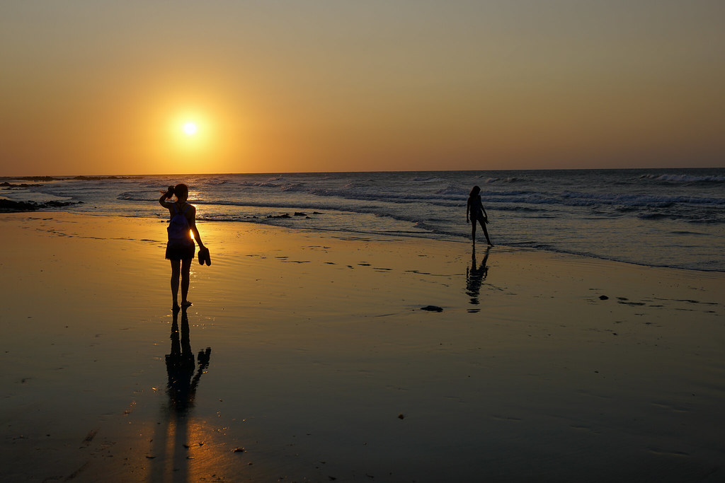 The Real Takeaway: Letting Go as a Form of Self-Respect (matthias.ripp, Flickr, CC BY 2.0)