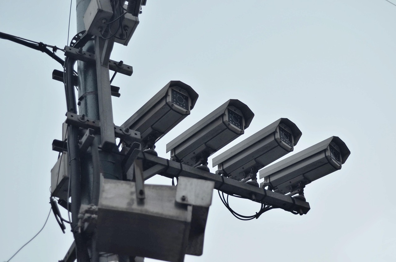 The Privacy Trade-Off Nobody Fully Reads (Image Credits: Pixabay)