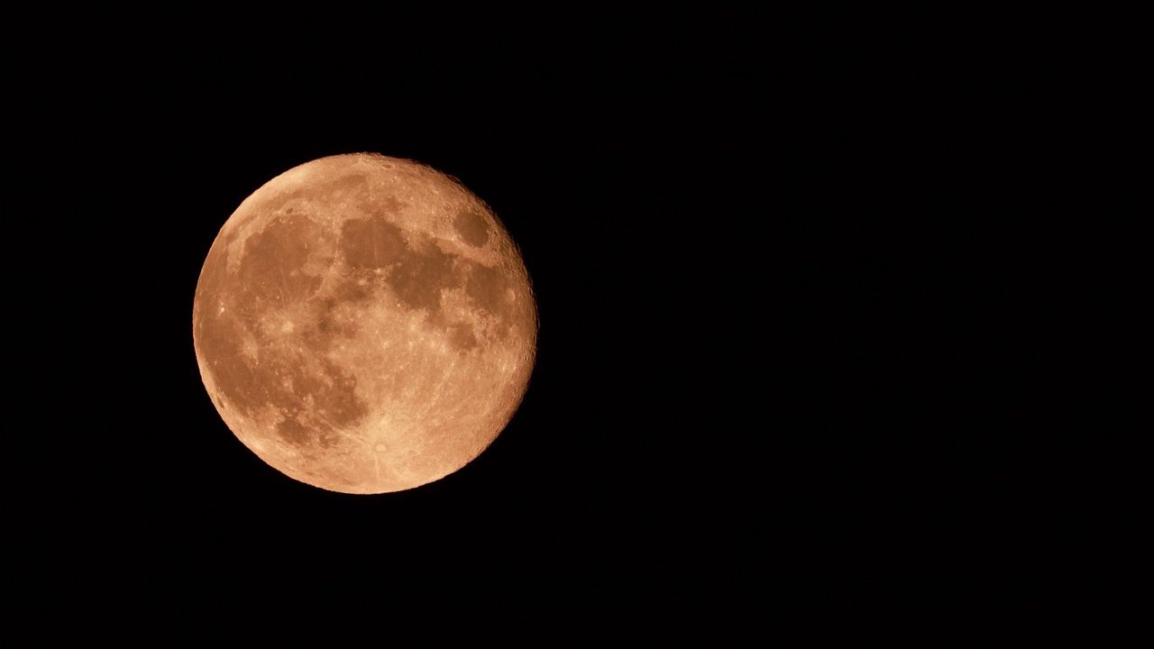 June full moon 2026: When, where and how to see the Strawberry Moon