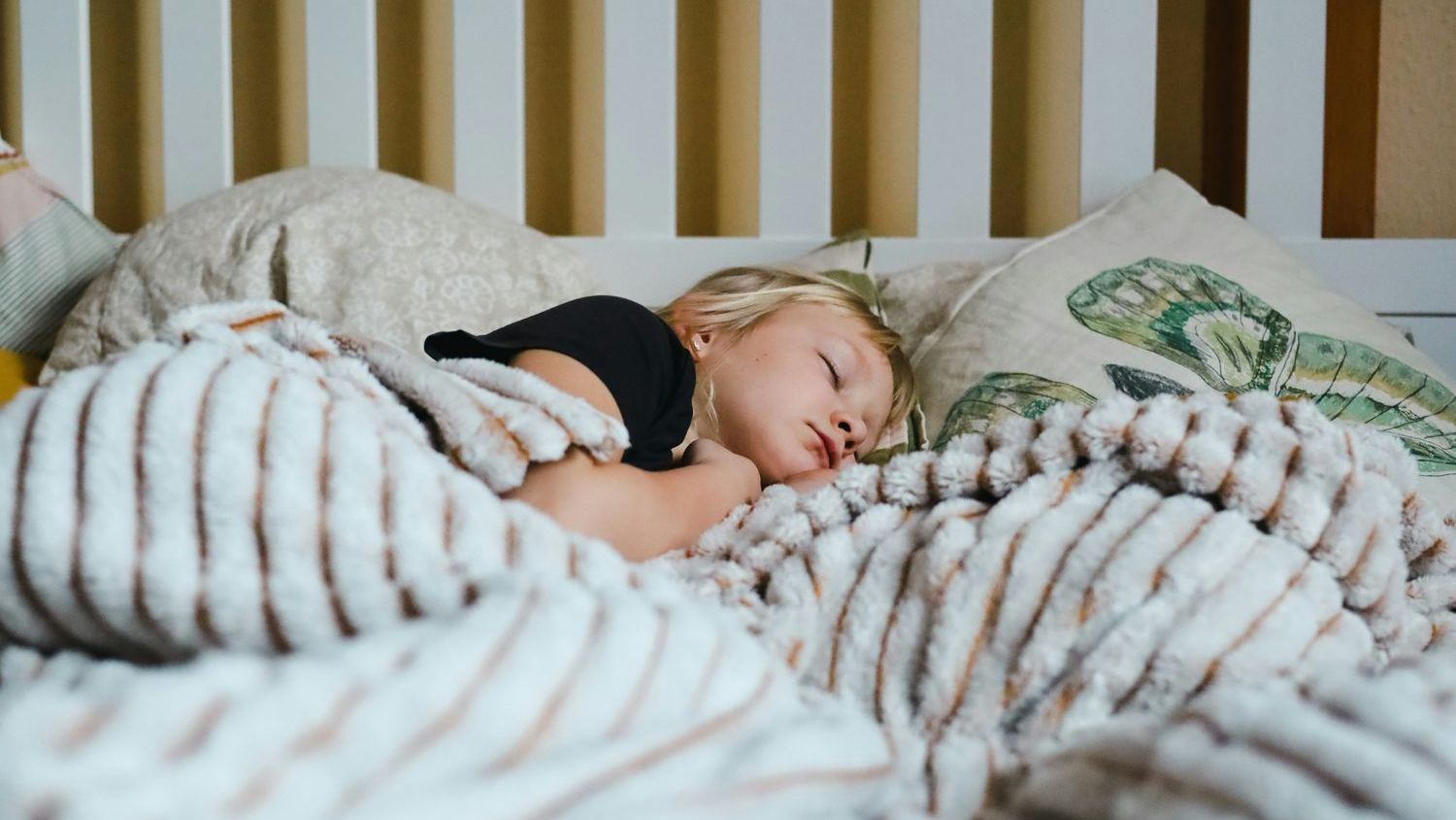 The Hidden Nutrient Deficiency That Could Be Ruining Sleep (M)