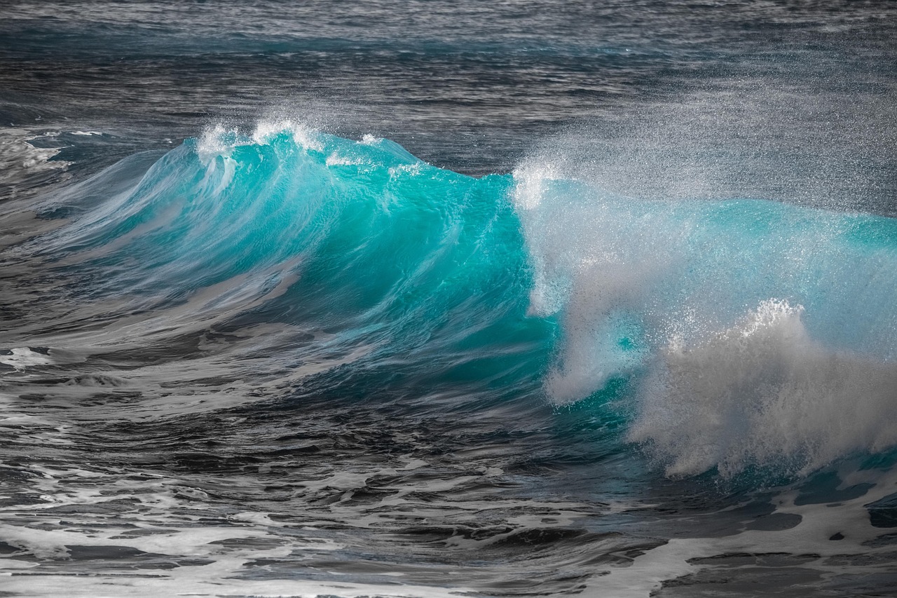 Why Coastal Cities Hear Them More Often (Image Credits: Pixabay)