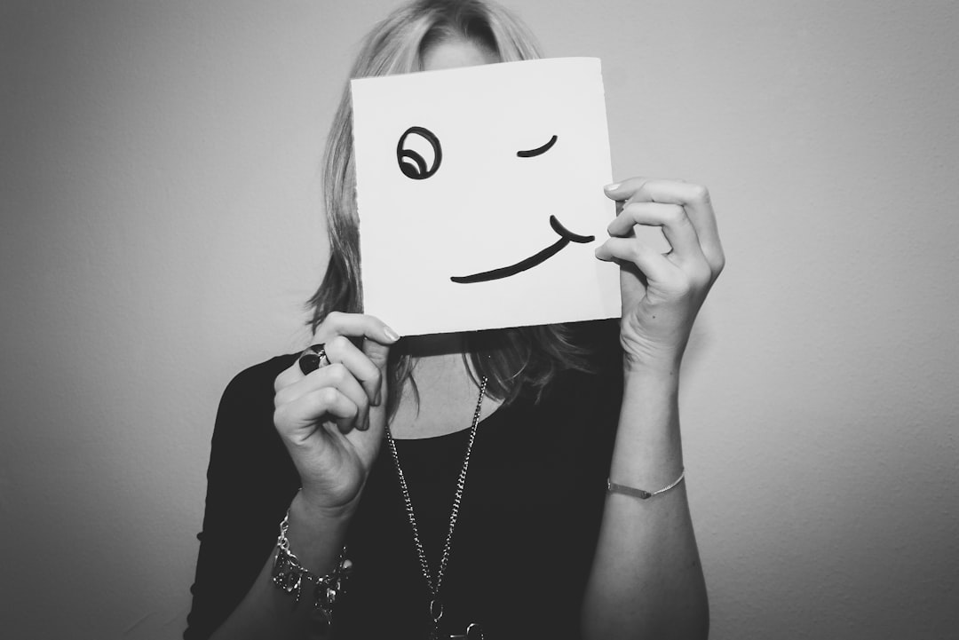 Narcissism: The "I See You, But I Don't Feel You" Pattern (Image Credits: Unsplash)