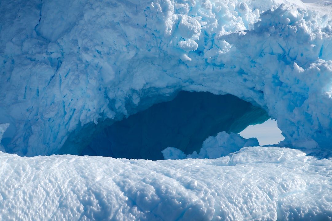 What Geologists and Ice Core Data Actually Say (Image Credits: Unsplash)