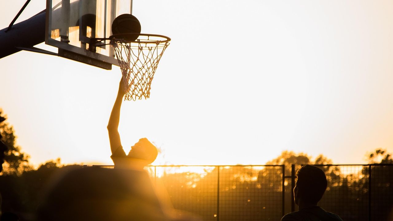 Sky waive Maddy Westbeld, Aicha Coulibaly