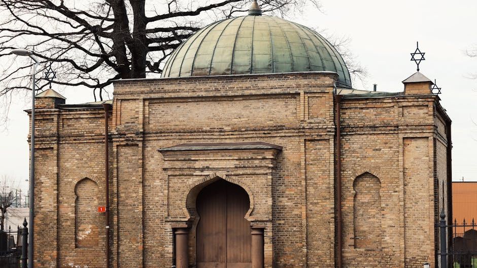 Counterterror police probe arson attack at a former London synagogue amid antisemitic attacks