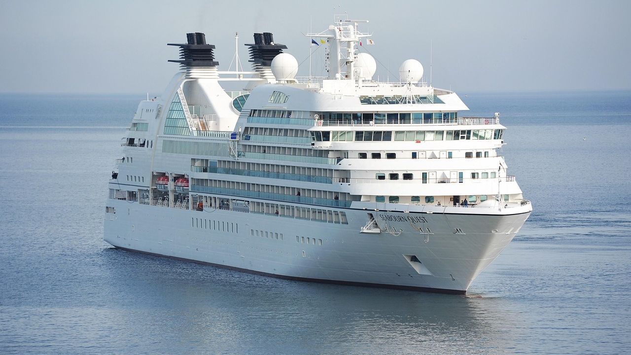 Inside the cruise ship at the center of a rare hantavirus outbreak