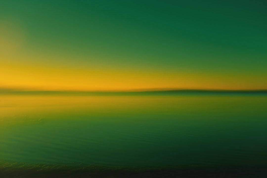The Physics: A Natural Prism in the Sky (Image Credits: Unsplash)