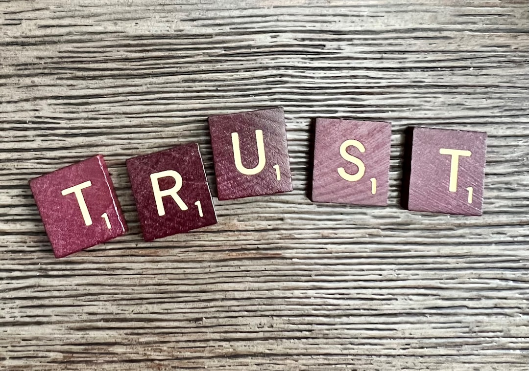 Your Brain Is Running a Trust Calculation Before You Know It (Image Credits: Unsplash)