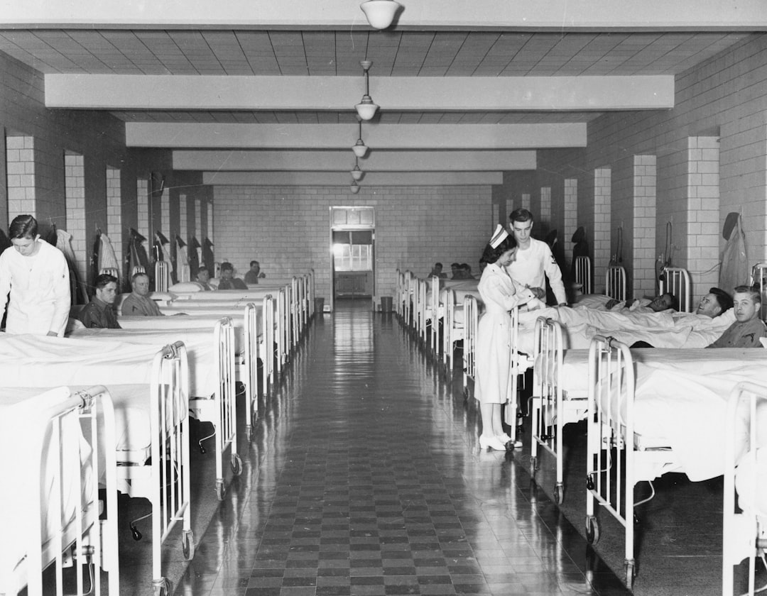 Bush Hill Hospital: America's First Emergency Public Hospital (Image Credits: Unsplash)