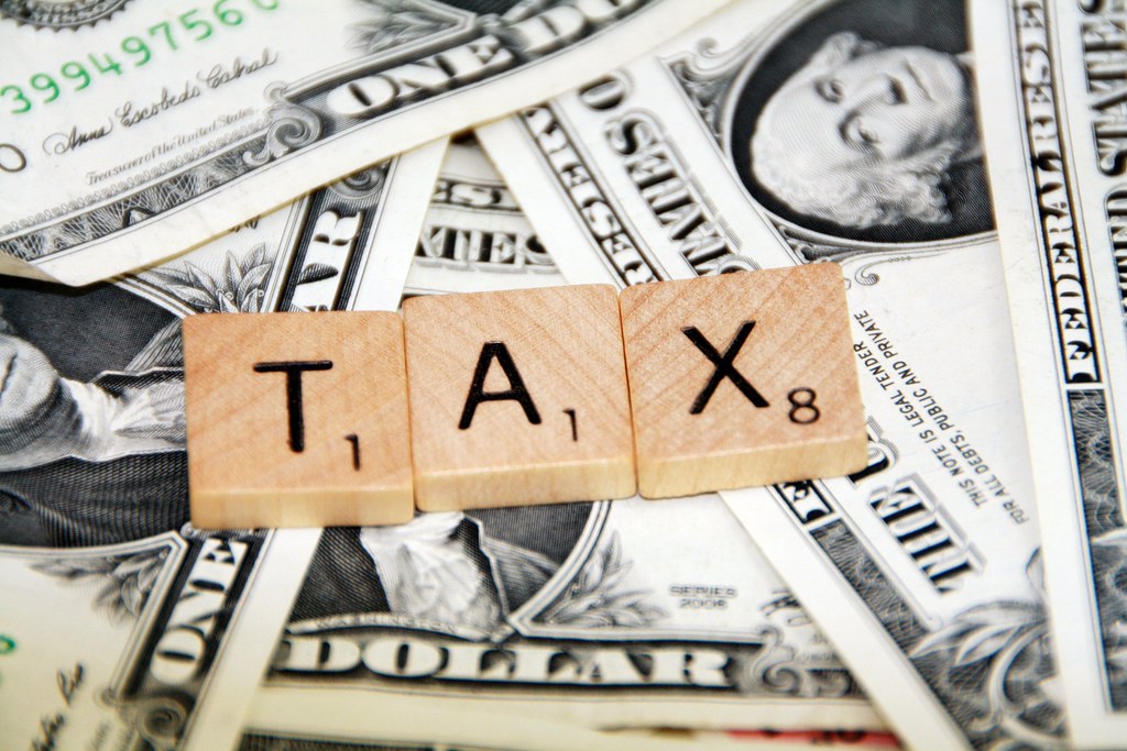 What This Means for the Tax Gap and Wealth Inequality (401(K) 2013, Flickr, CC BY-SA 2.0)