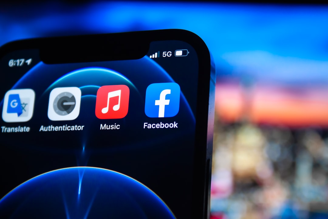 Apple vs. Meta: A Privacy Standoff That Affects You (Image Credits: Unsplash)
