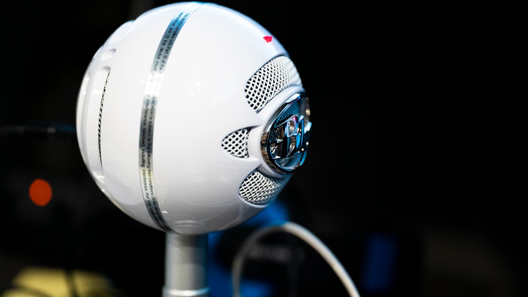 What Research Actually Says About Microphone Surveillance (Image Credits: Unsplash)