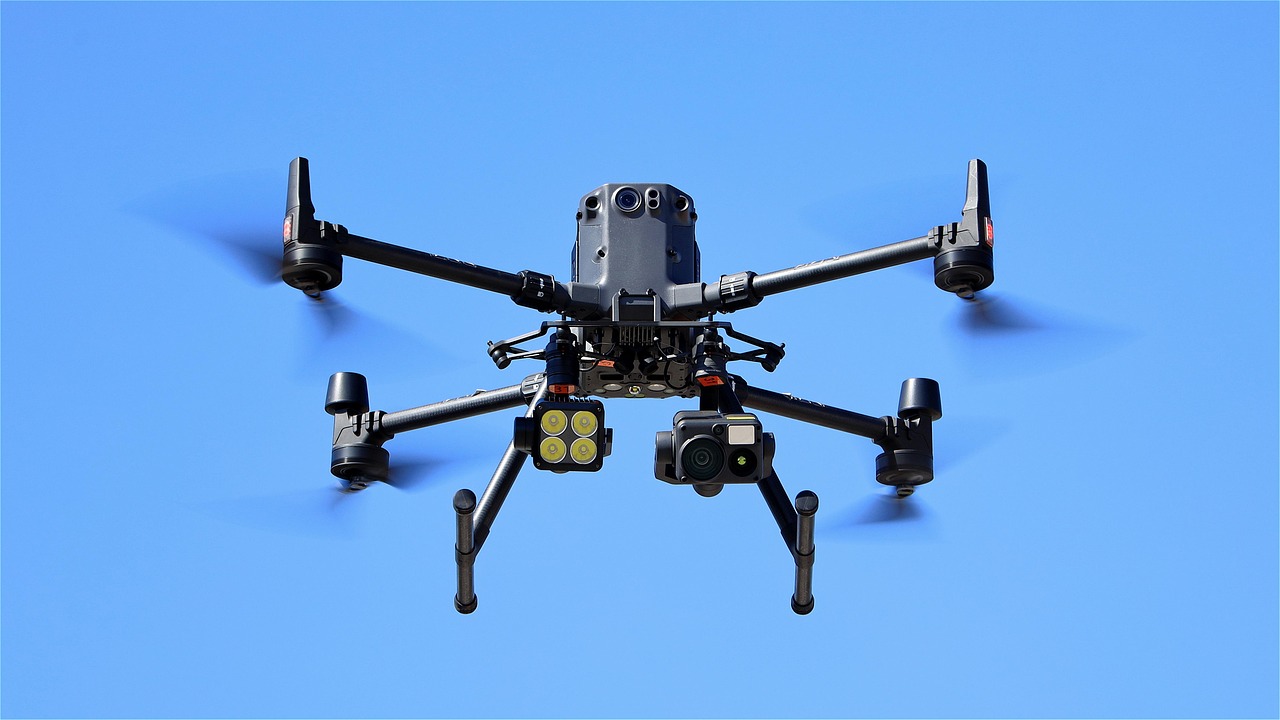Drone helps Fresno Police in Dick's Sporting Goods theft