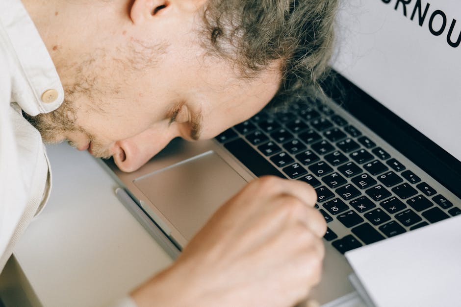 What Sleep Deprivation Does to the System (Image Credits: Pexels)